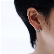錫　いはだのピアス 　ひし形