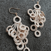 Sai Design(サイデザイン) kupla　アイボリー ピアス/イヤリング