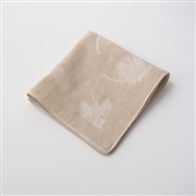 メイド・イン・アース 和綿ダブルガーゼハンカチーフ　【鷺草柄】【茶】