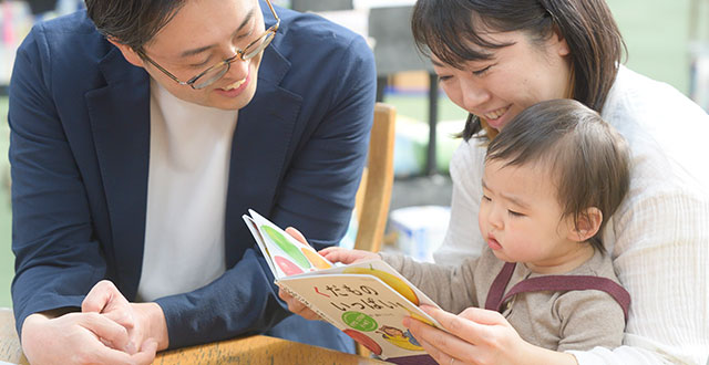 ブッククラブ「絵本の本棚」定期購読｜クレヨンハウス