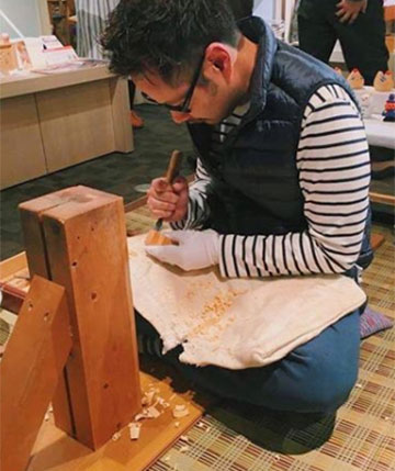 NARADOLL HIGASHIDA／東田茂一作 奈良一刀彫の雛人形と兜